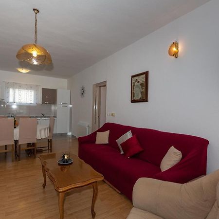 Apartments Tolic ビオグラード・ナ・モル エクステリア 写真