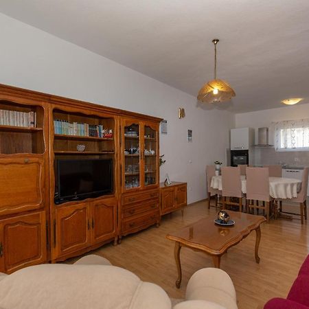 Apartments Tolic ビオグラード・ナ・モル エクステリア 写真