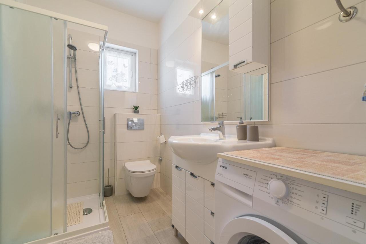Apartments Tolic ビオグラード・ナ・モル エクステリア 写真