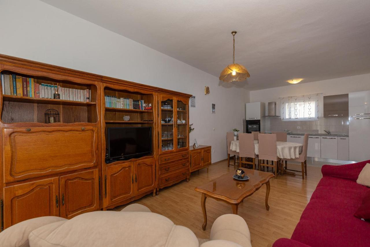 Apartments Tolic ビオグラード・ナ・モル エクステリア 写真