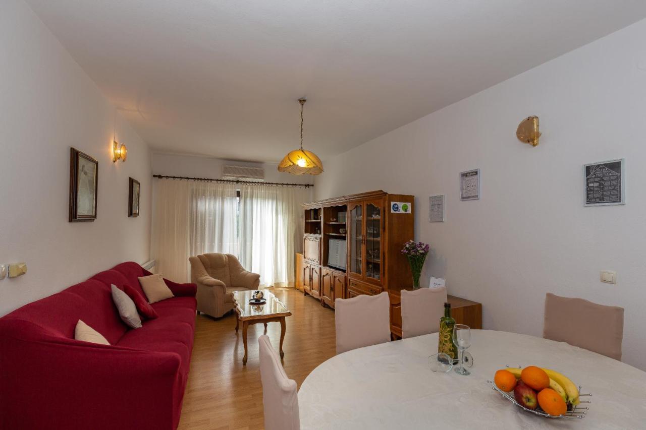Apartments Tolic ビオグラード・ナ・モル エクステリア 写真