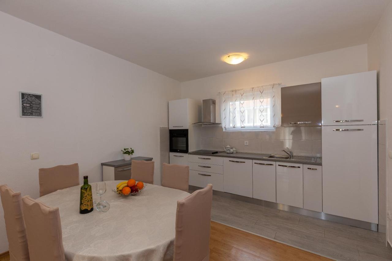 Apartments Tolic ビオグラード・ナ・モル エクステリア 写真
