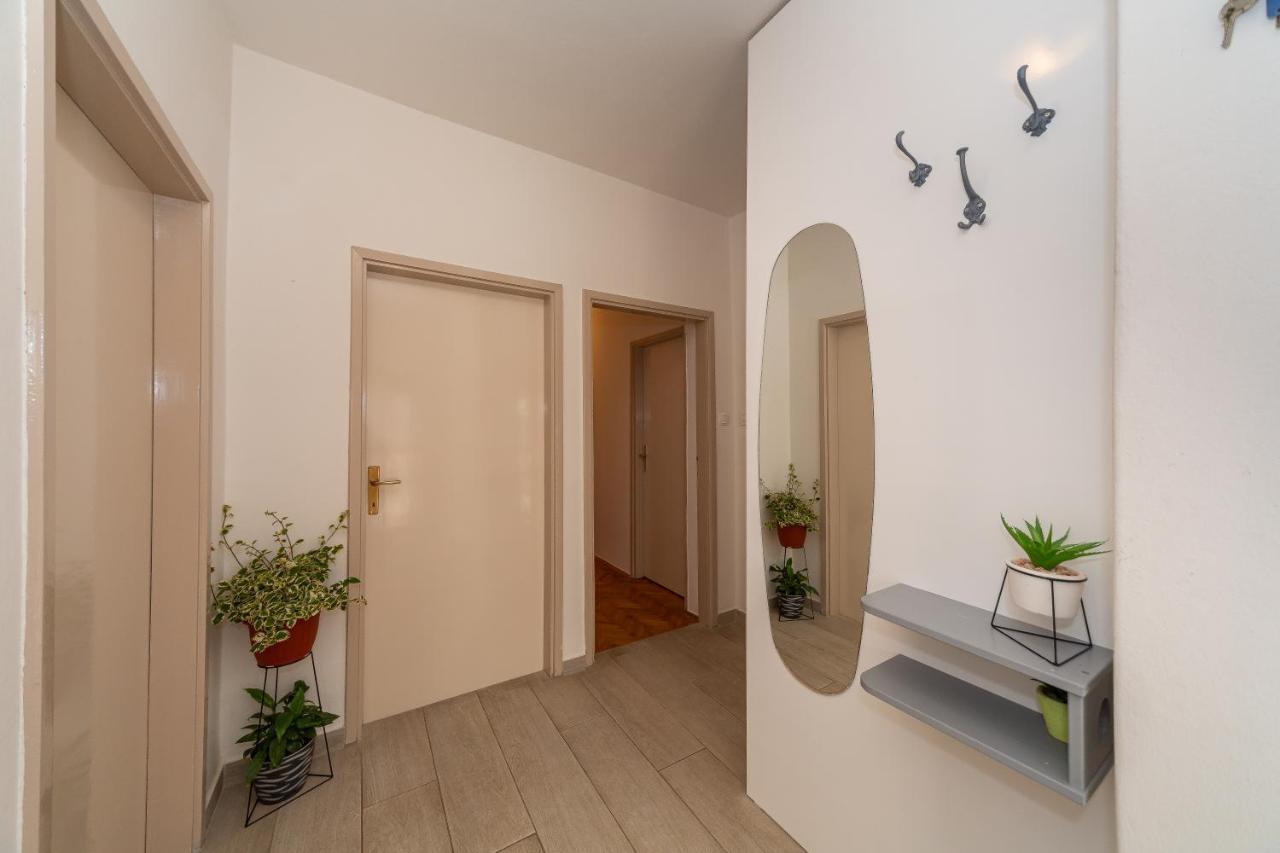 Apartments Tolic ビオグラード・ナ・モル エクステリア 写真